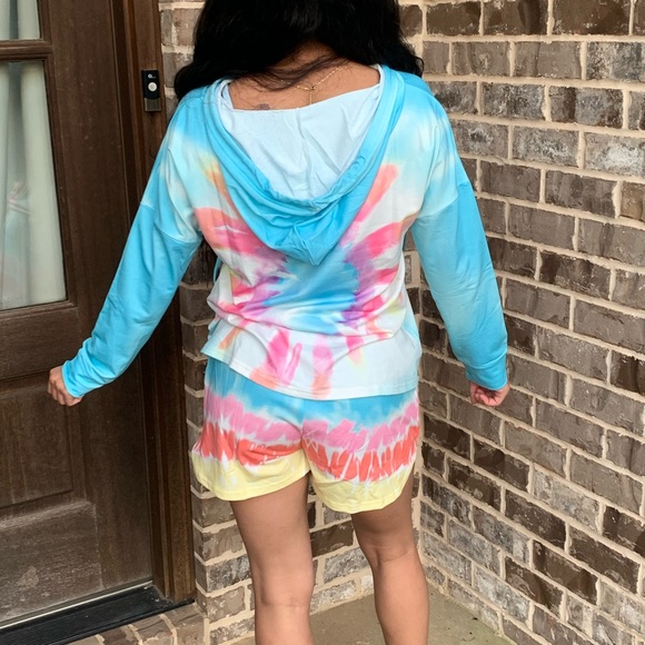 Tie Dye Hooded Lounge Short Set - Picture 6 of 6